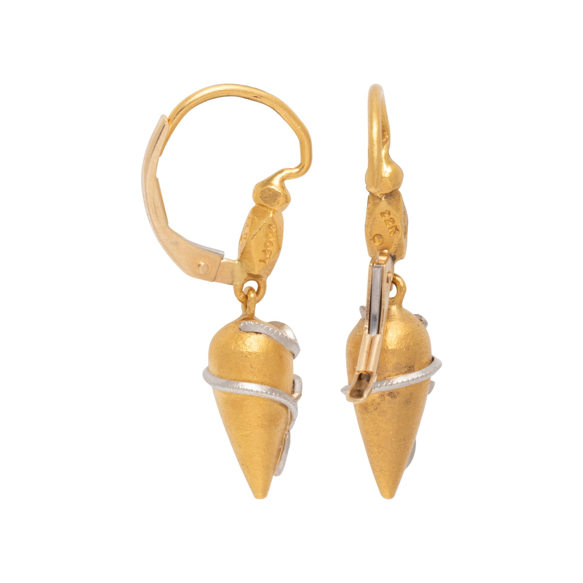 CATHY WATERMAN, YELLOW GOLD, PLATINUM AND DIAMOND EARRINGS