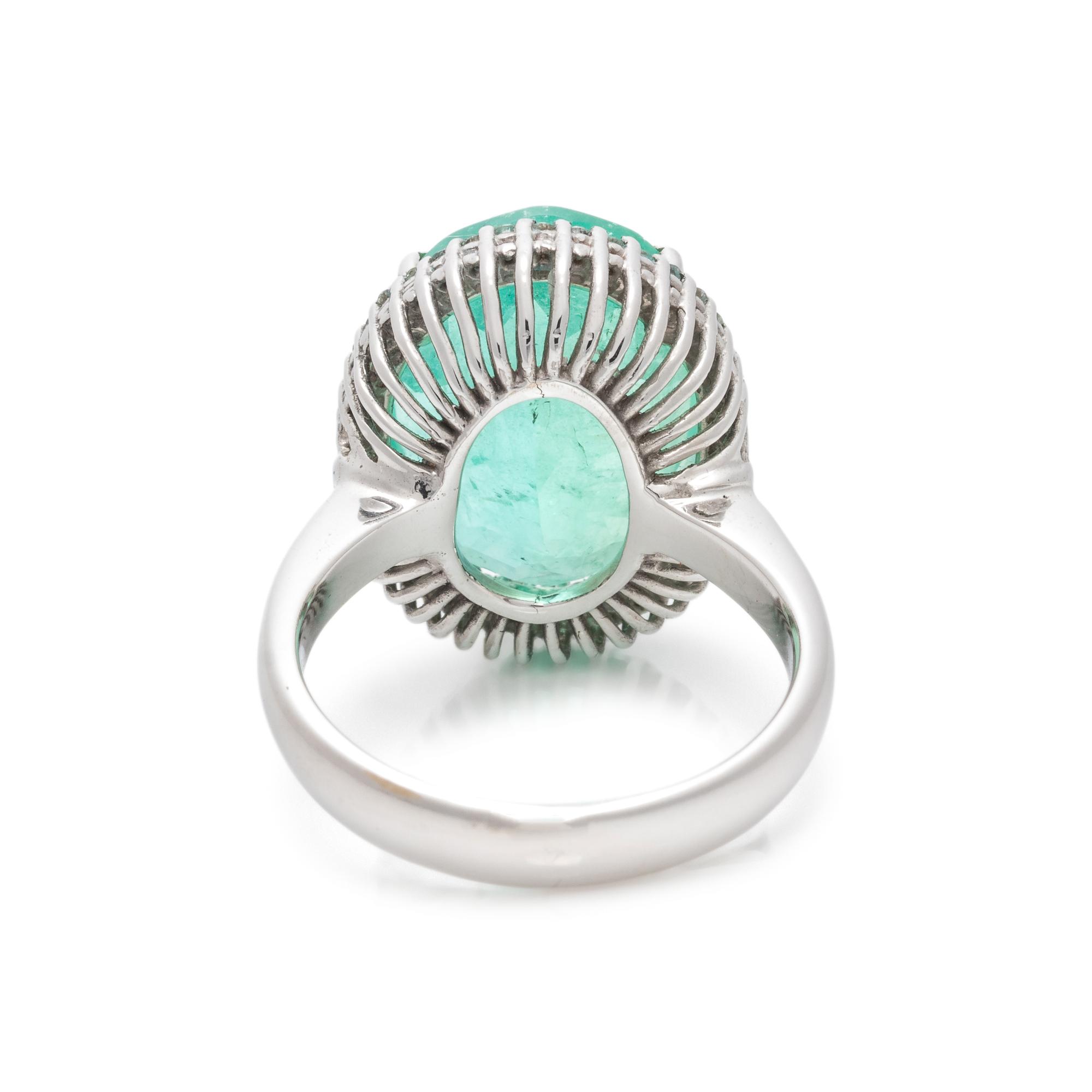 COLOMBIAN EMERALD AND DIAMOND RING