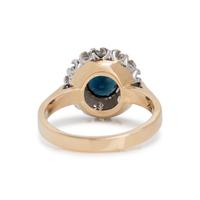 SAPPHIRE AND DIAMOND RING