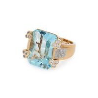 AQUAMARINE AND DIAMOND RING