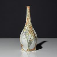Eggshell porcelain vase with polychrome lizard decor, model 89