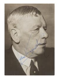 KNAPPERTSBUSCH, Hans (1888-1965). Photographic postcard, signed (“Hans Knappertsbusch”), by Anton Sahm, 1954.