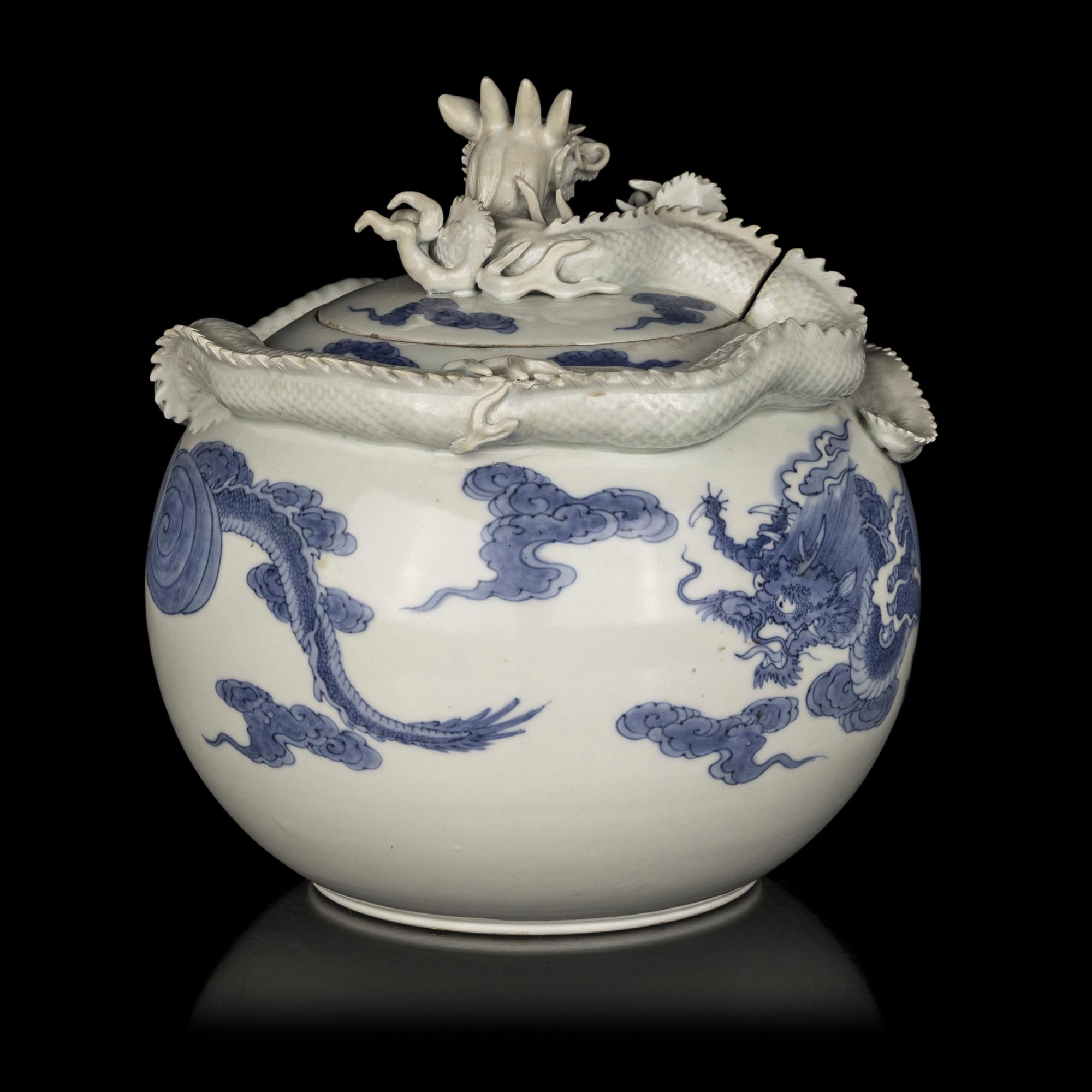A Japanese Hirado-Style Blue and White Porcelain 'Dragon' Covered Jar and a Pair of Blue and White Porcelain Covered Incense Burners, Koro
