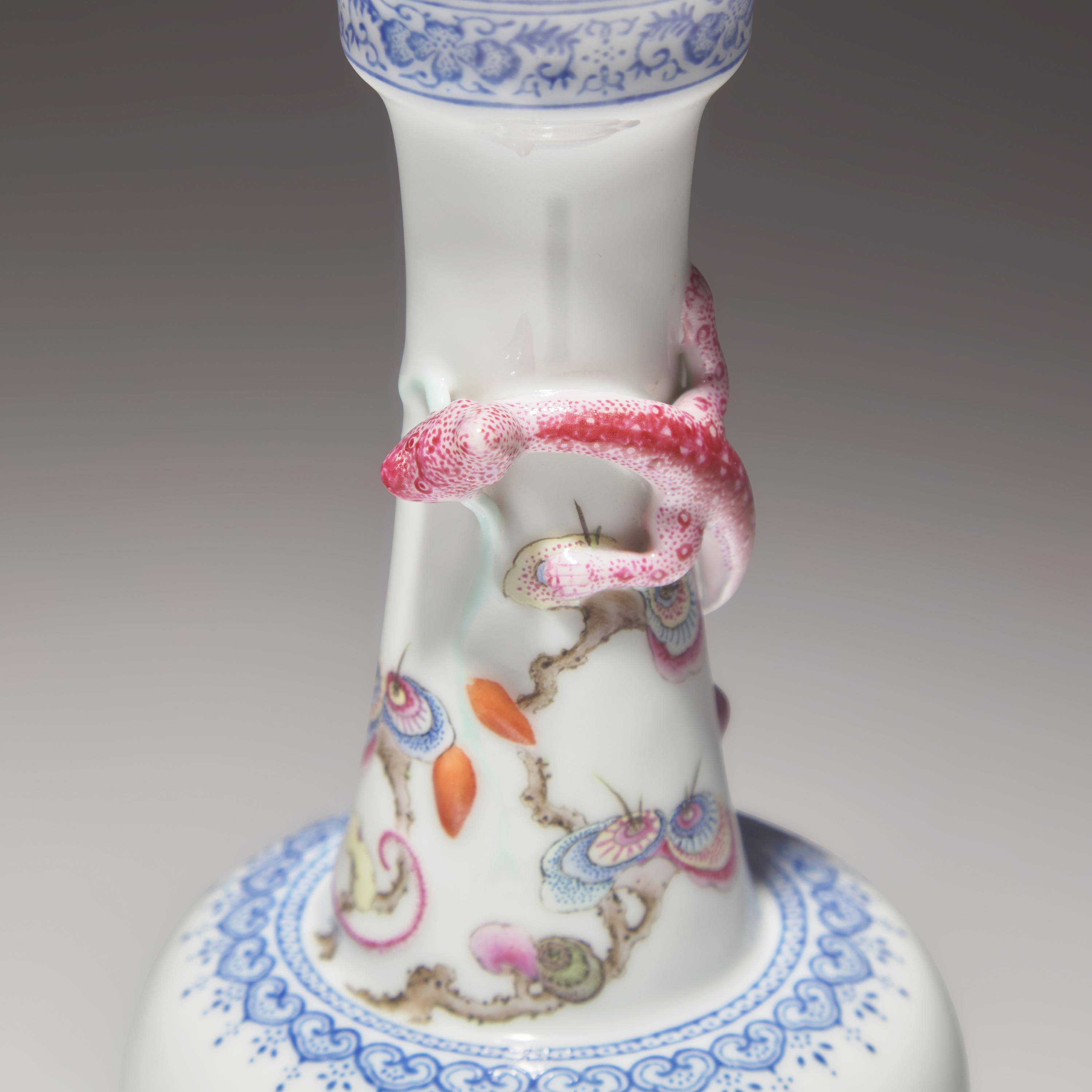 A Finely Decorated Chinese Enameled 'Lingzhi and Chilong' Porcelain Vase, Yongzheng Mark — 雍正款 粉彩靈芝紋盤螭龍搖鈴尊
