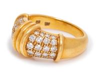 An 18 Karat Yellow Gold and Diamond Ring,