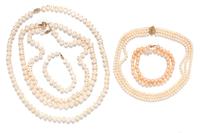 A Collection of 14 Karat Yellow Gold and Cultured Pearl Jewelry,