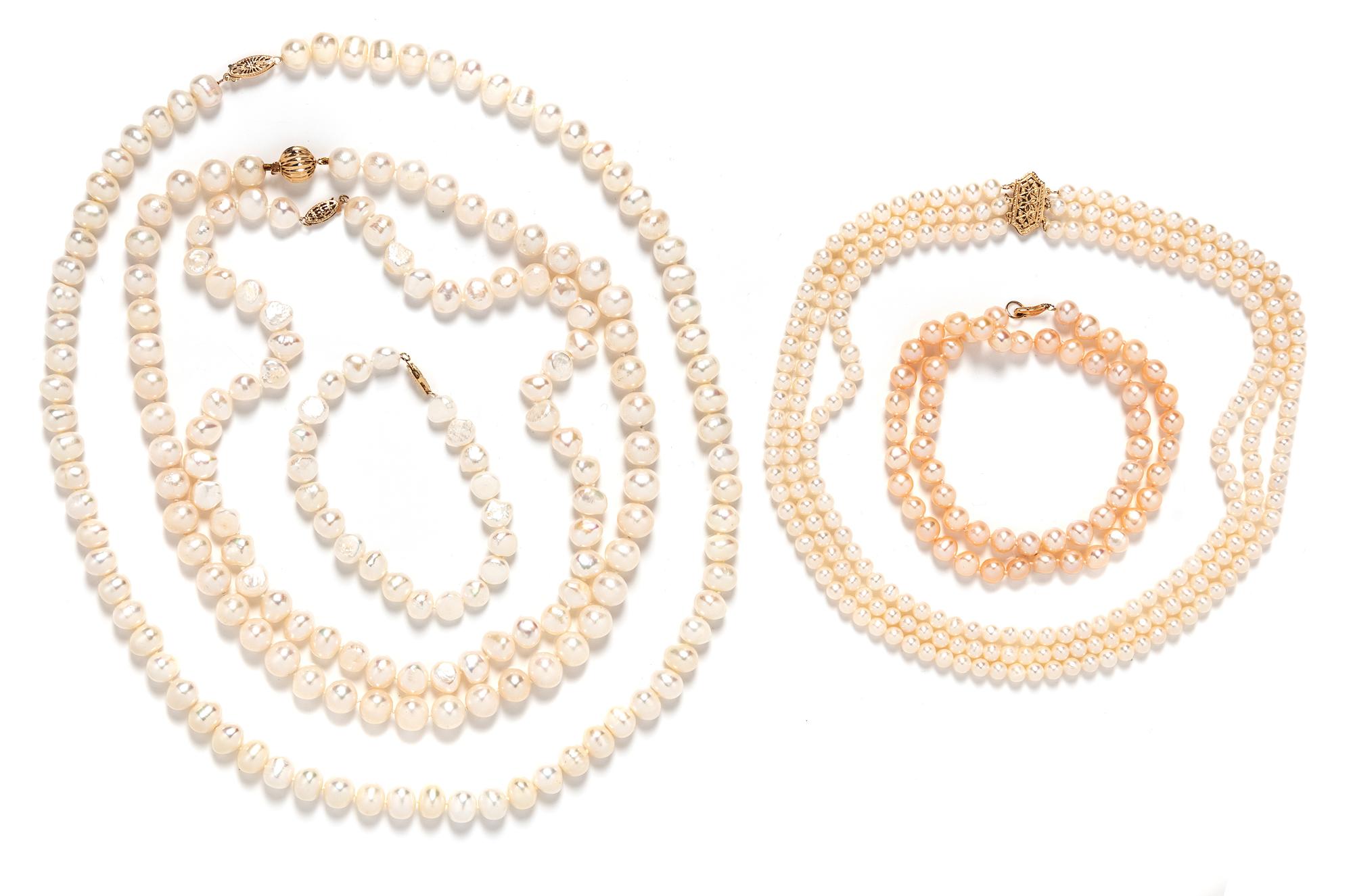 A Collection of 14 Karat Yellow Gold and Cultured Pearl Jewelry,