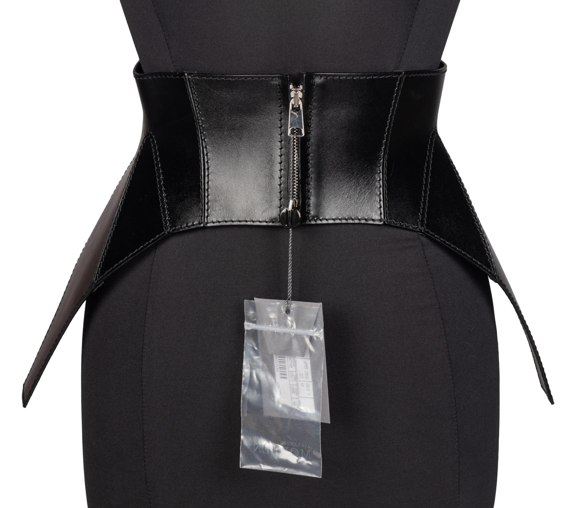Alexander McQueen Leather Corset-Style Belt