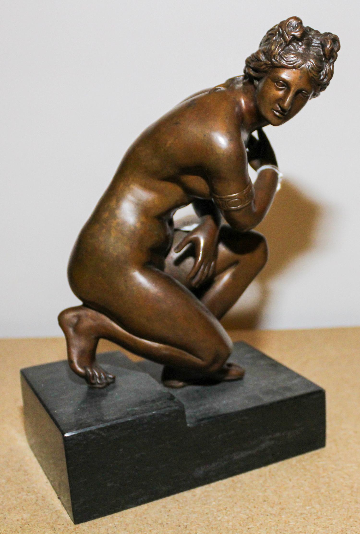 A Continental Bronze Figure, After Antonio Canova Height 8 inches. — 19TH/20TH CENTURY