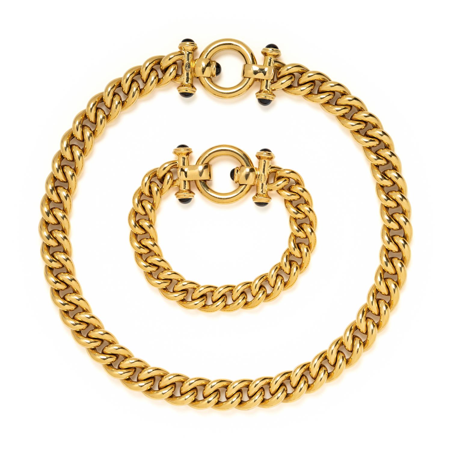 YELLOW GOLD AND SAPPHIRE NECKLACE AND BRACELET