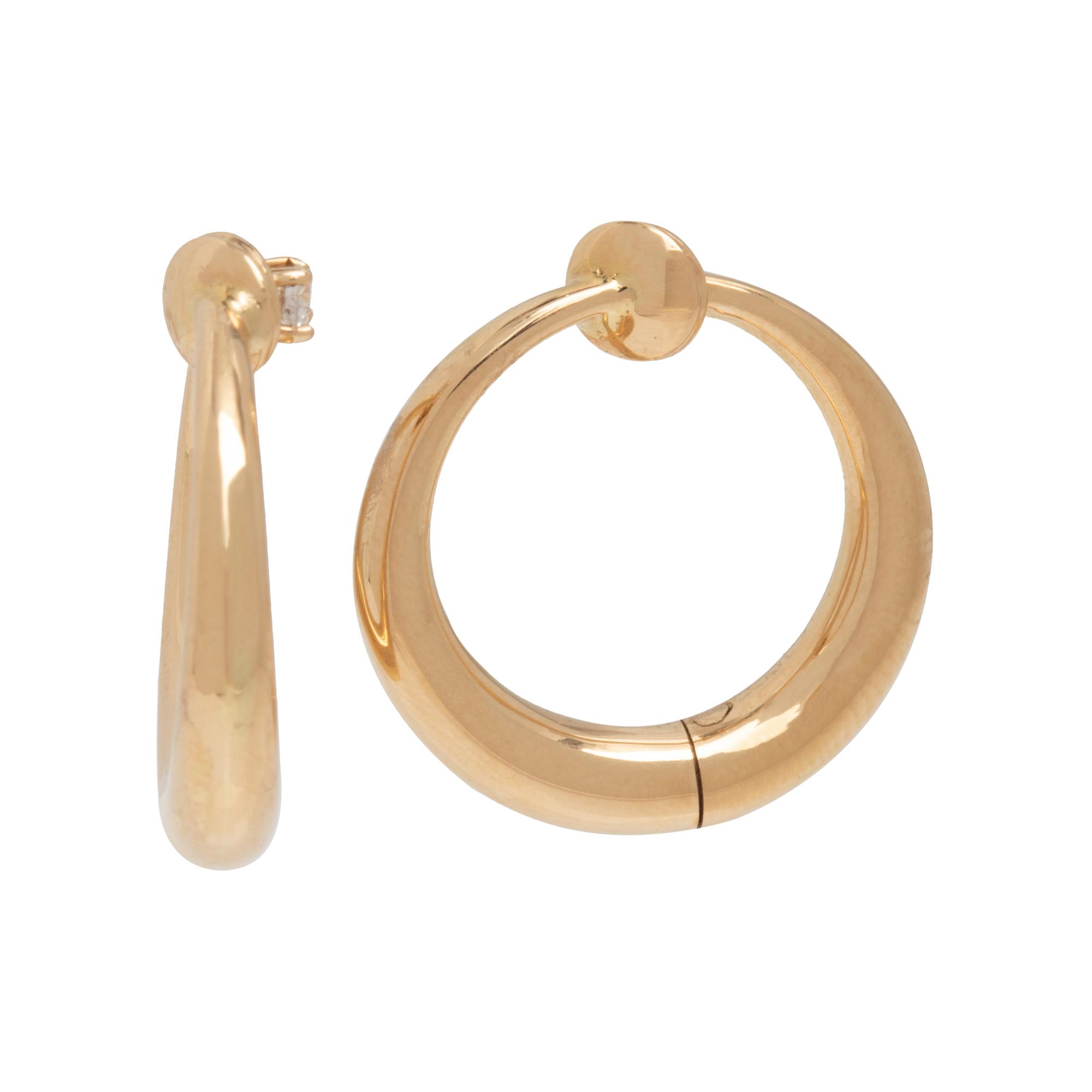 YELLOW GOLD AND DIAMOND EARCLIPS