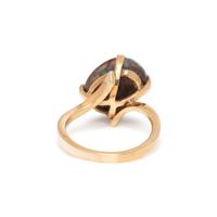 OPAL AND YELLOW GOLD RING