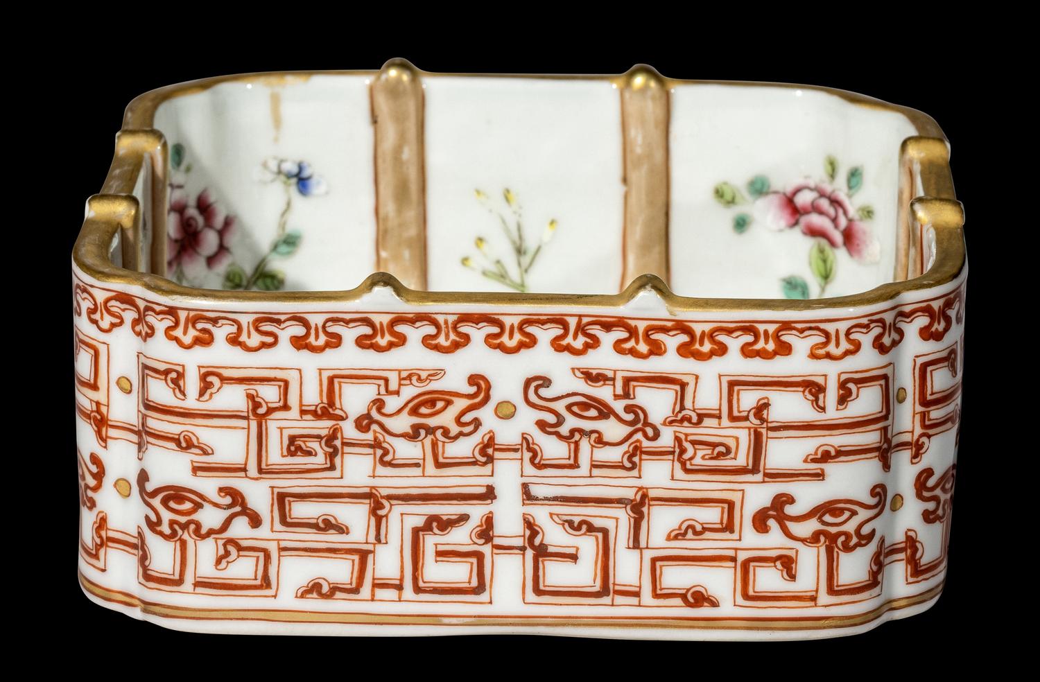 A Chinese Gilt, Famille Rose and Iron-Red Decorated Porcelain Square Brush Washer