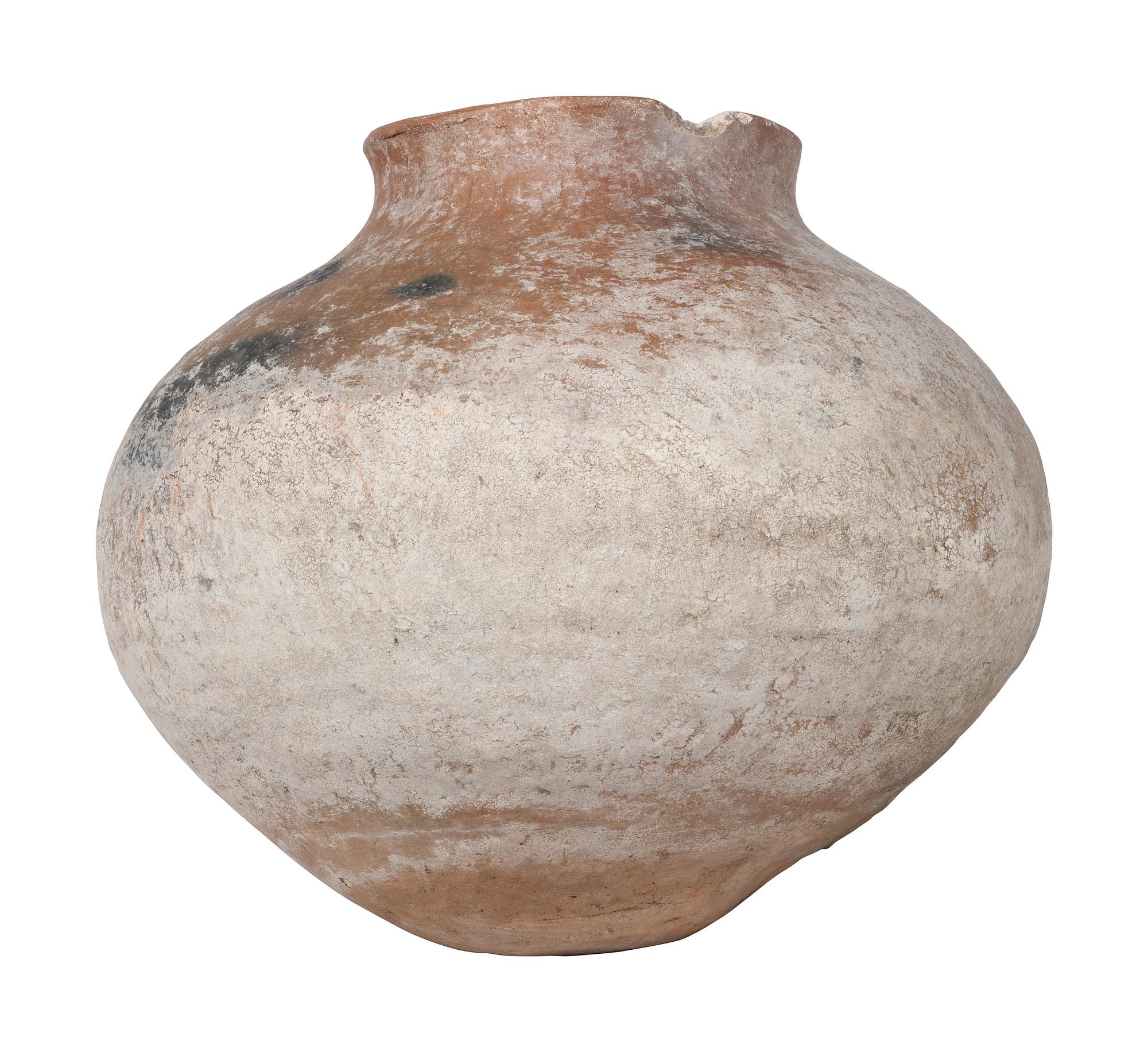 Southwestern Utilitarian Pottery Vessels, Pair