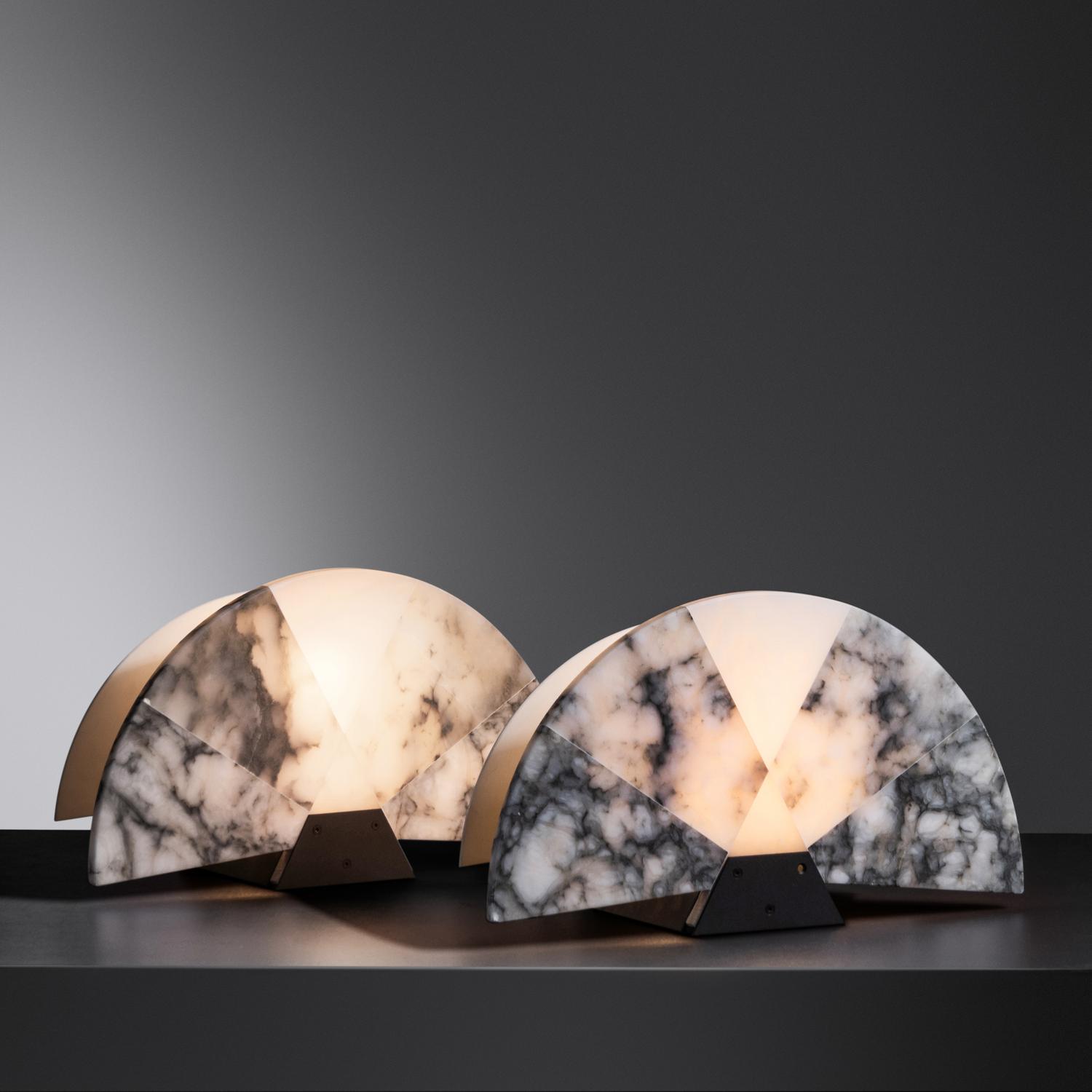 Pair of Ventaglio Table Lamps, model V584, c. 1980 Skipper Pollux, Italy