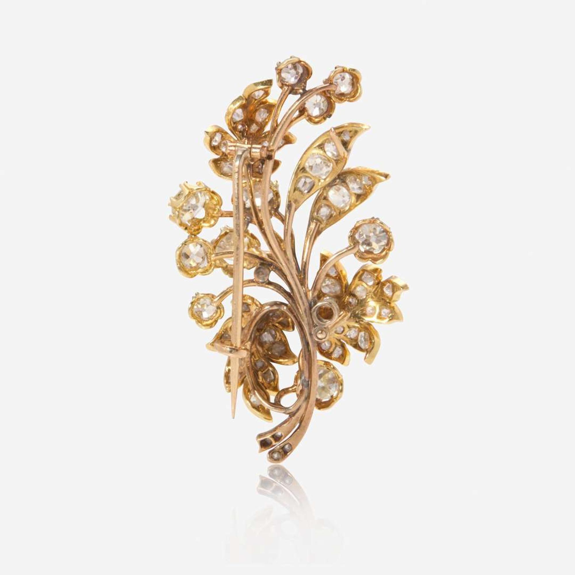 An 18K Yellow Gold and Diamond Brooch