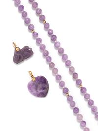 COLLECTION OF YELLOW GOLD, AMETHYST AND LAVENDER JADE JEWELRY