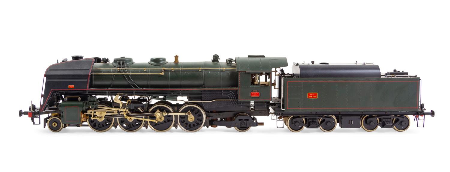 An Aster/Fulgurex Polychrome 1-Gauge S.N.C.F 2-8-2 Locomotive and Tender