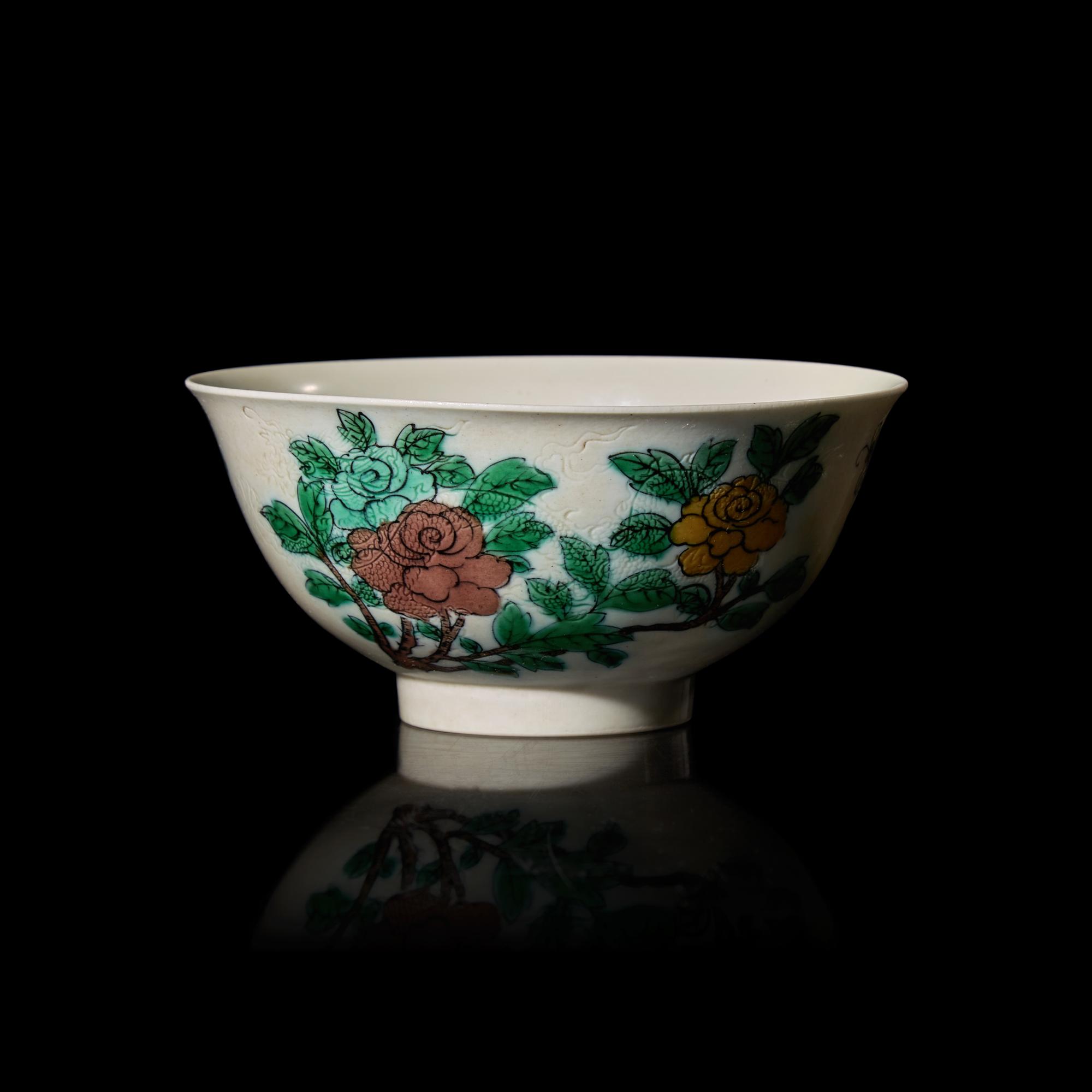 A Chinese Famille Verte Decorated Incised Porcelain "Dragon" Bowl, Kangxi Six-Character Mark 康熙款 素三彩暗刻龍紋花蝶圖盌