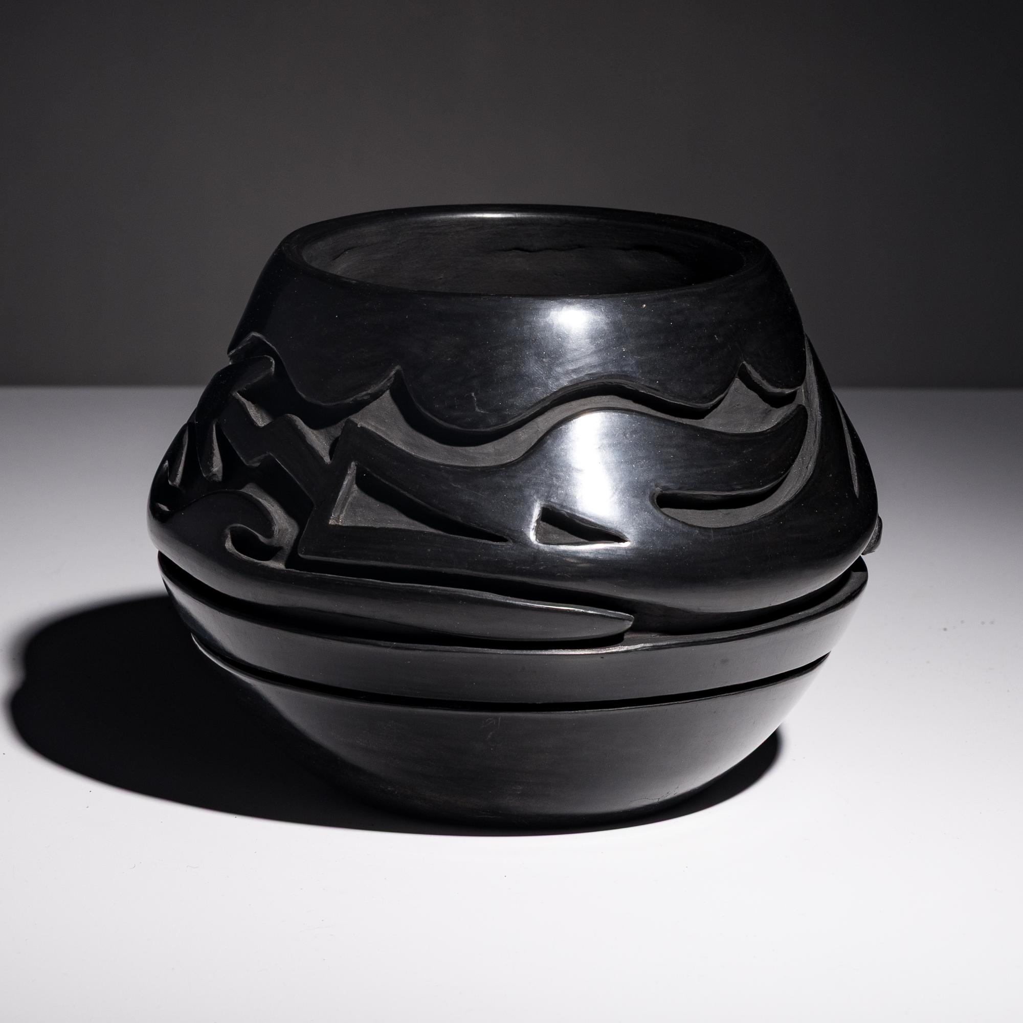 Teresita Naranjo (Santa Clara, 1919-1999) — Carved Blackware Pottery Jar, Avanyu