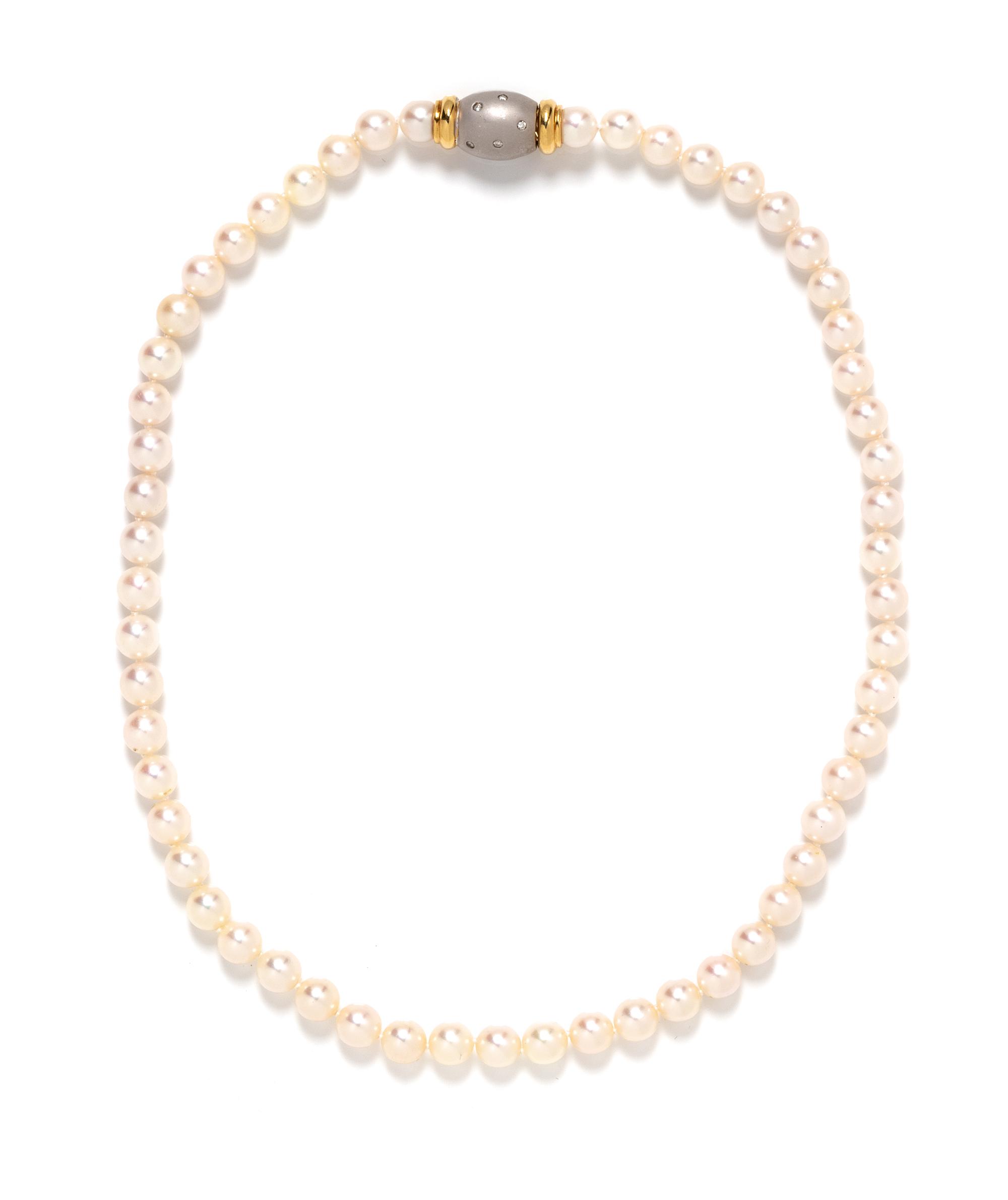 CULTURED PEARL NECKLACE