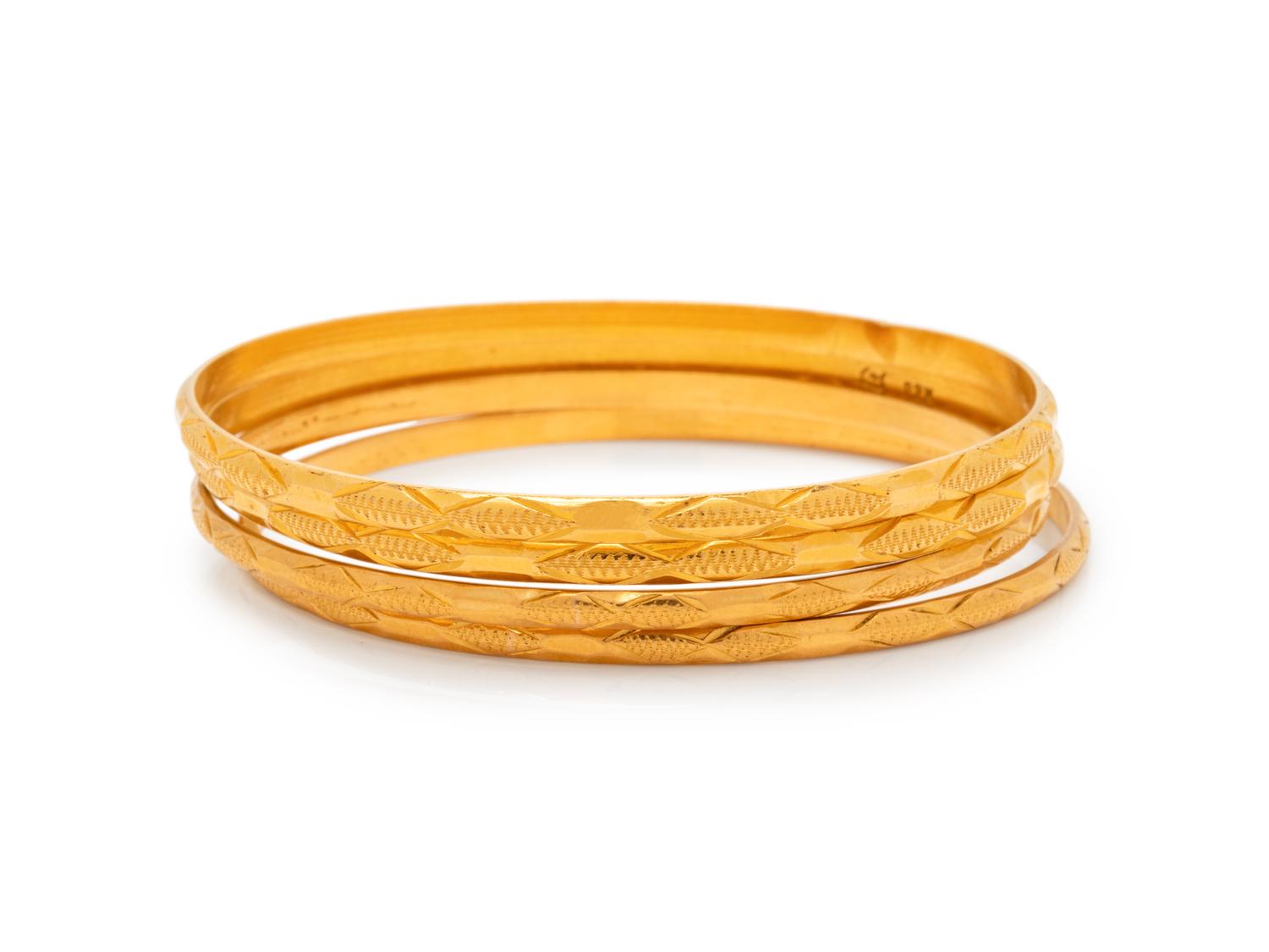 HIGH KARAT GOLD BANGLE SET