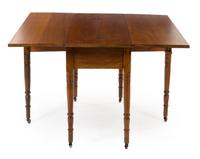 An American Maple Drop Leaf Table Height 28 1/2 x width 44 1/2 x depth 18 inches (closed). — 19TH/20TH CENTURY