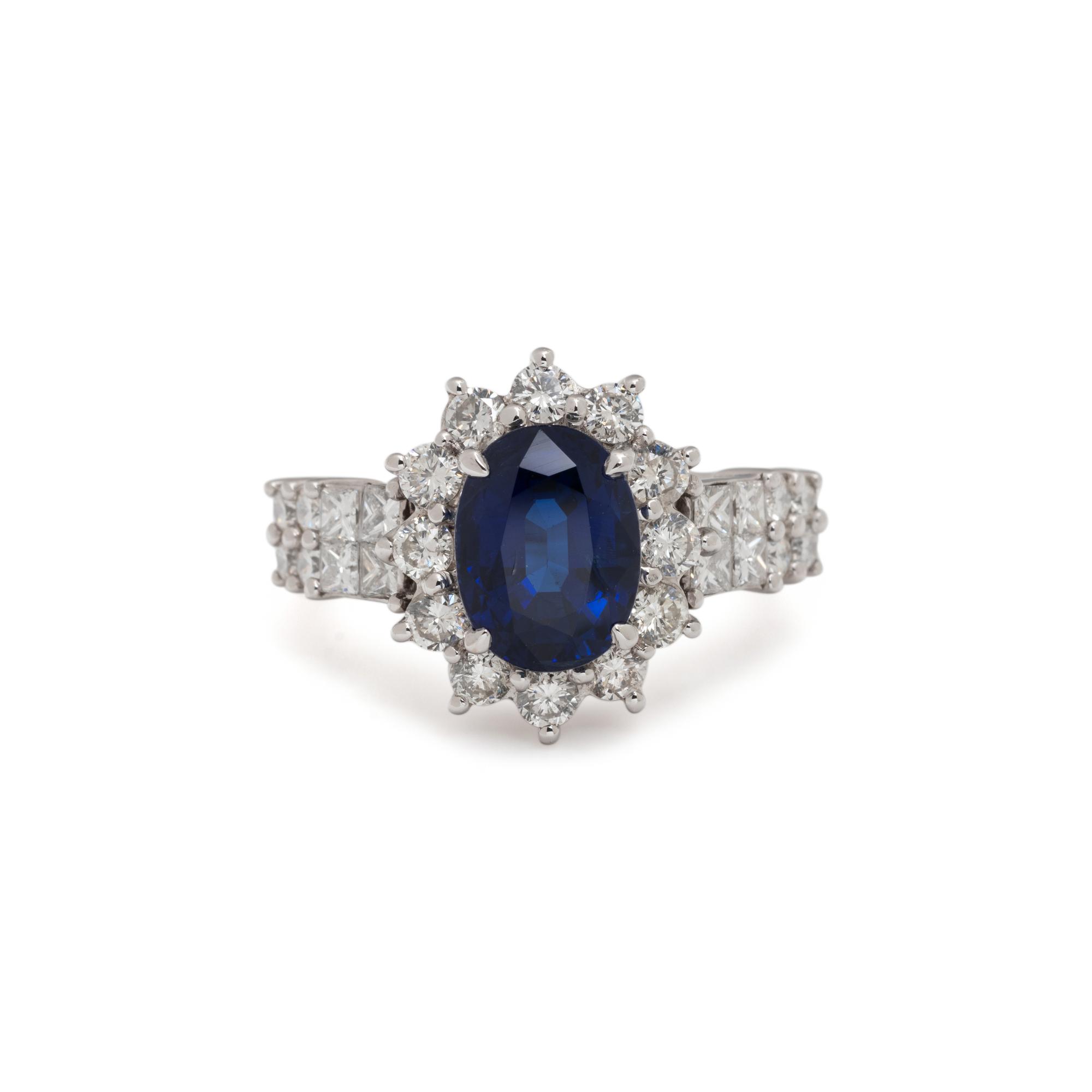 SAPPHIRE AND DIAMOND RING