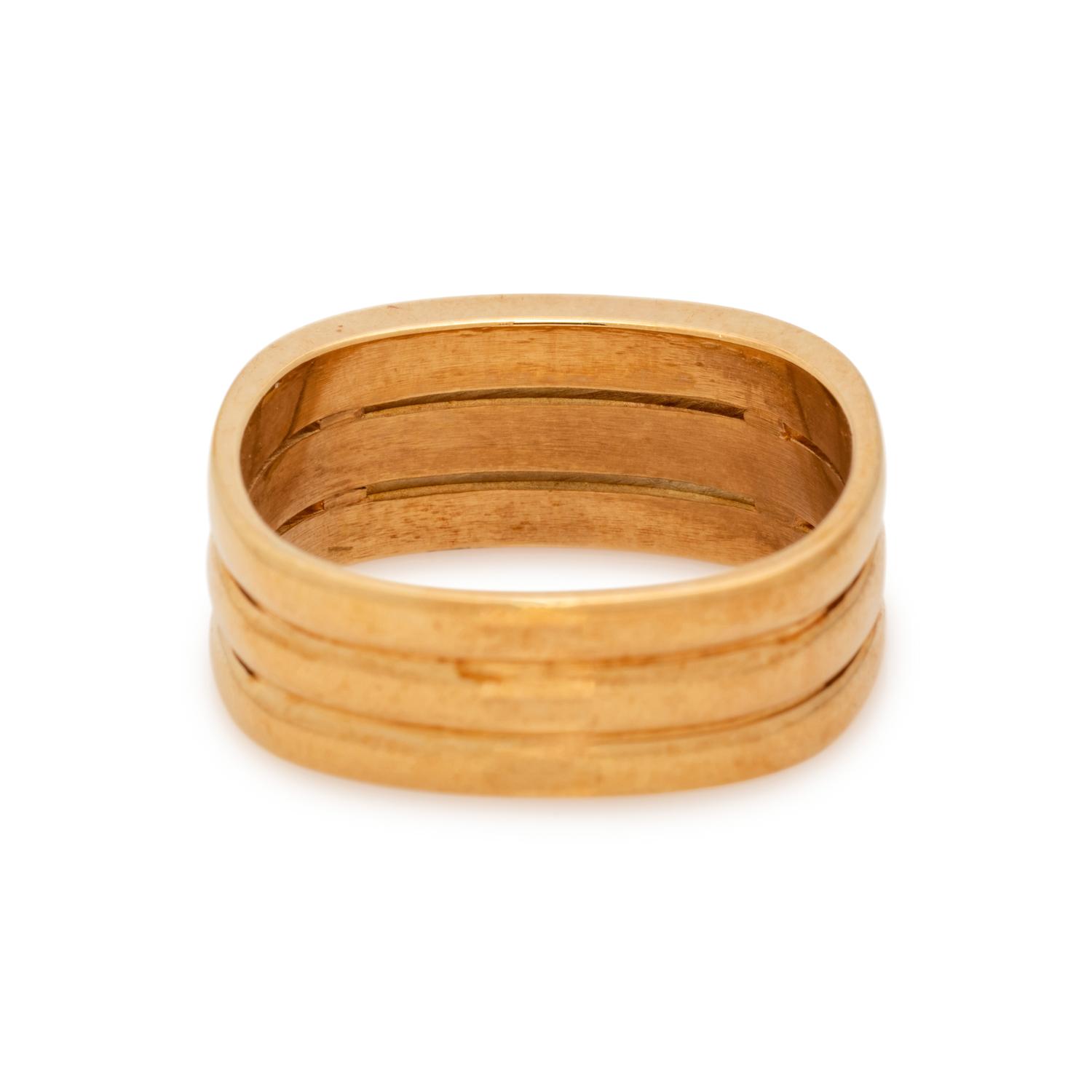 YELLOW GOLD RING