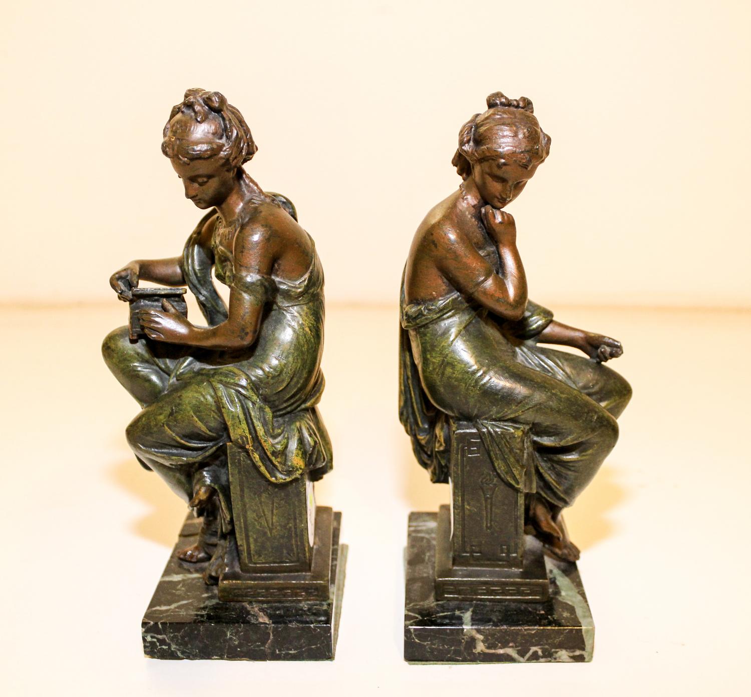 A Pair of French Bronze Figural Bookends Height 8 1/4 inches. — EARLY 20TH CENTURY