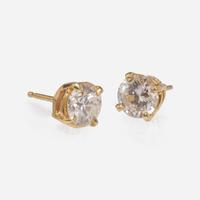 A Pair of 14K Yellow Gold Diamond Studs