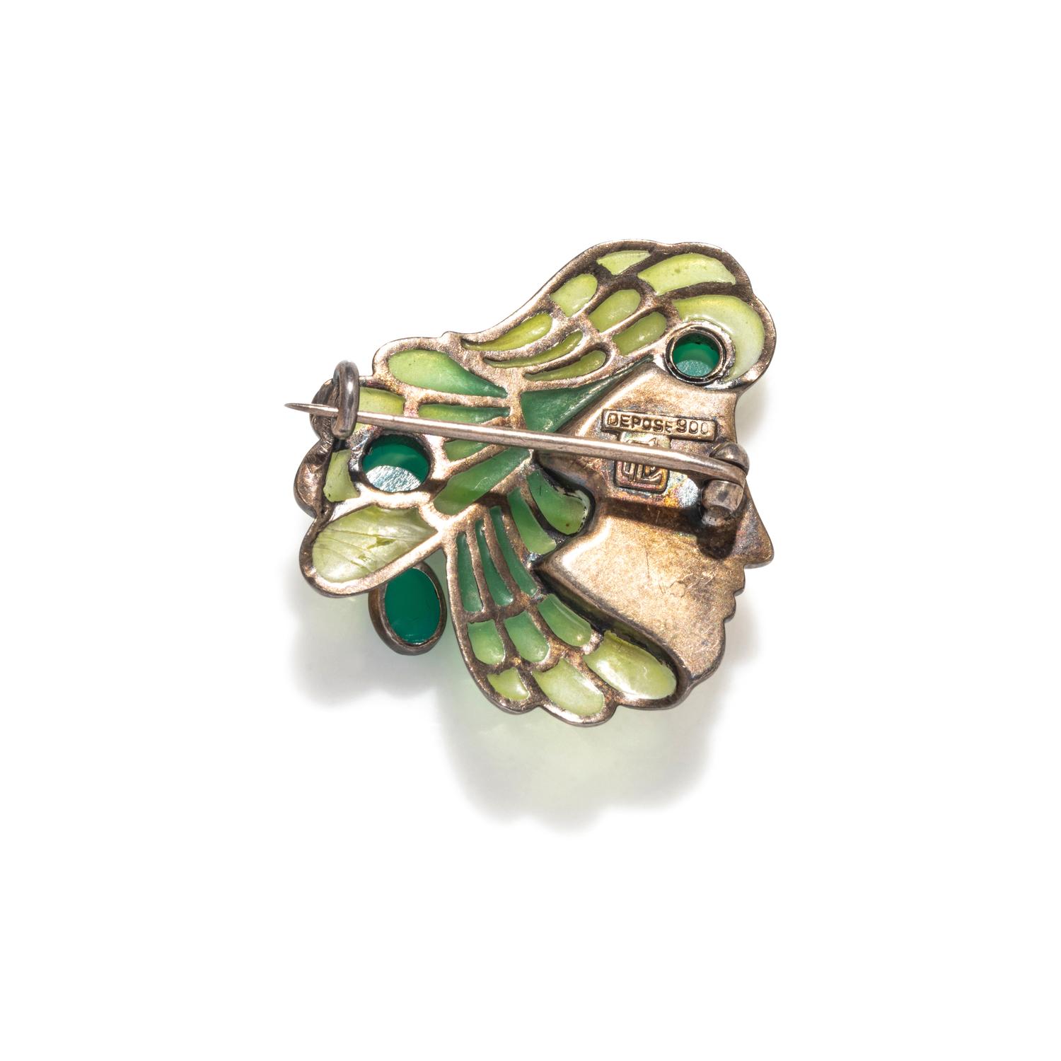 HEINRICH LEVINGER, JUGENSTIL, SILVER, CHRYSOPRASE AND PLIQUE-A-JOUR BROOCH