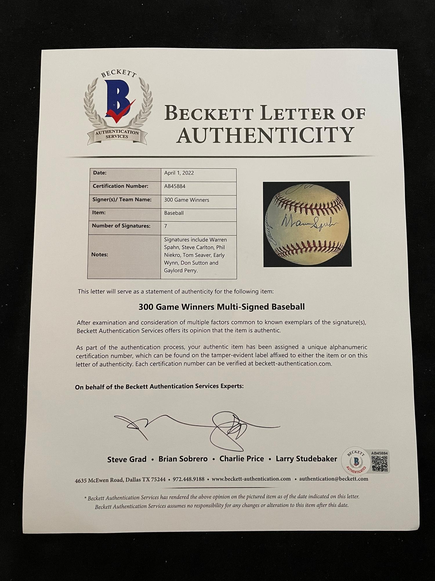 A 300 Win Pitchers Signed Autograph Baseball, Seven Signatures Including Tom Seaver (Beckett Authentication Services BAS Certified)