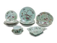 Eleven Chinese Export Porcelain Articles