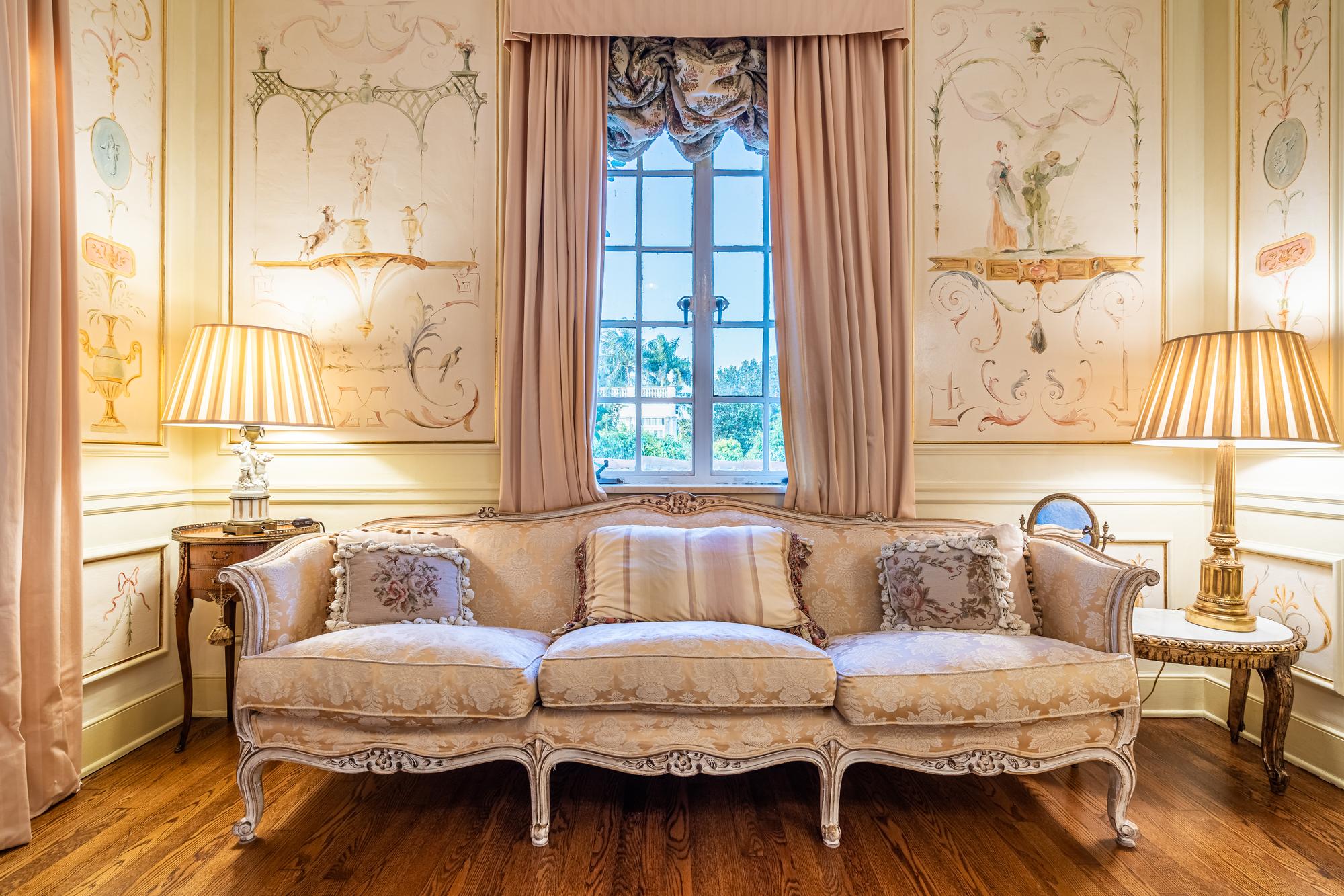 A Louis XV Style Painted and Parcel Gilt Canape — 19th/20th Century