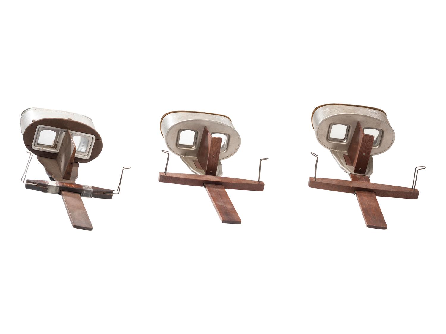 [EARLY PHOTOGRAPHY]. A large collection of approx. 400 stereoviews and 3 stereoviewers.