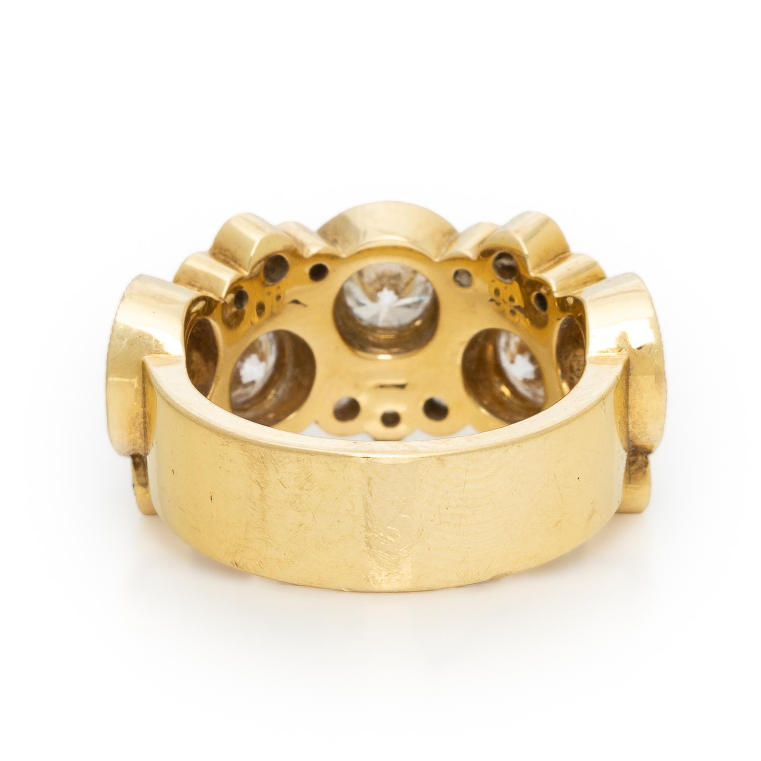 RAHAMINOV, YELLOW GOLD AND DIAMOND 'BUBBLE' RING