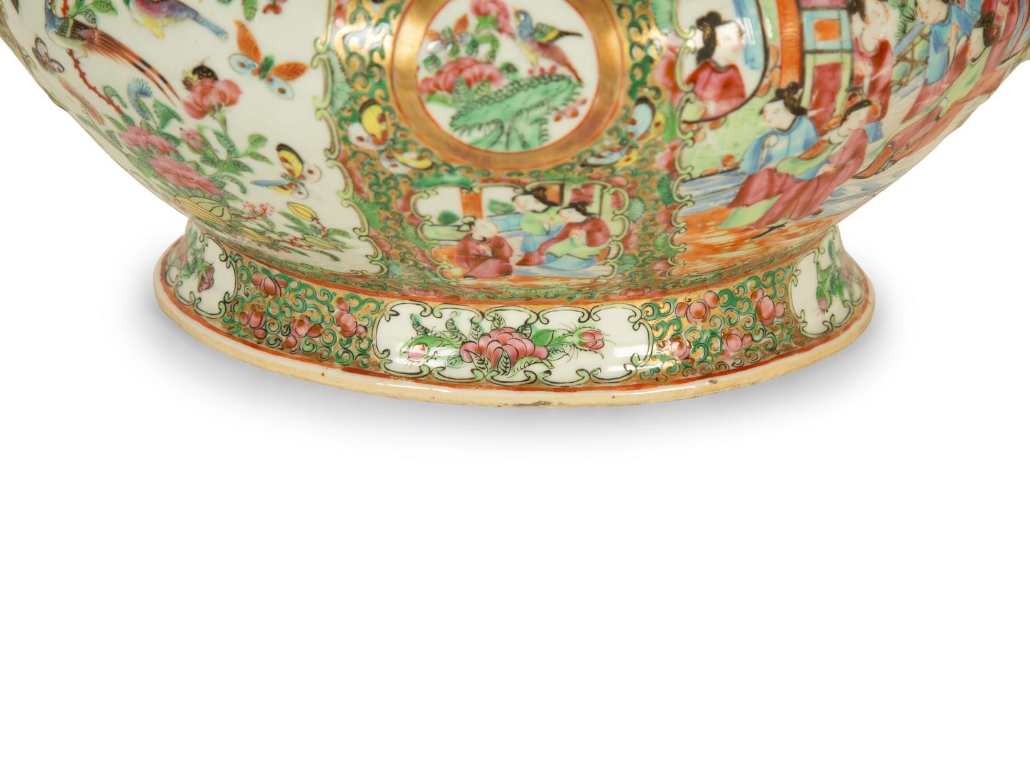 A Chinese Rose Medallion Porcelain Tureen and Cover