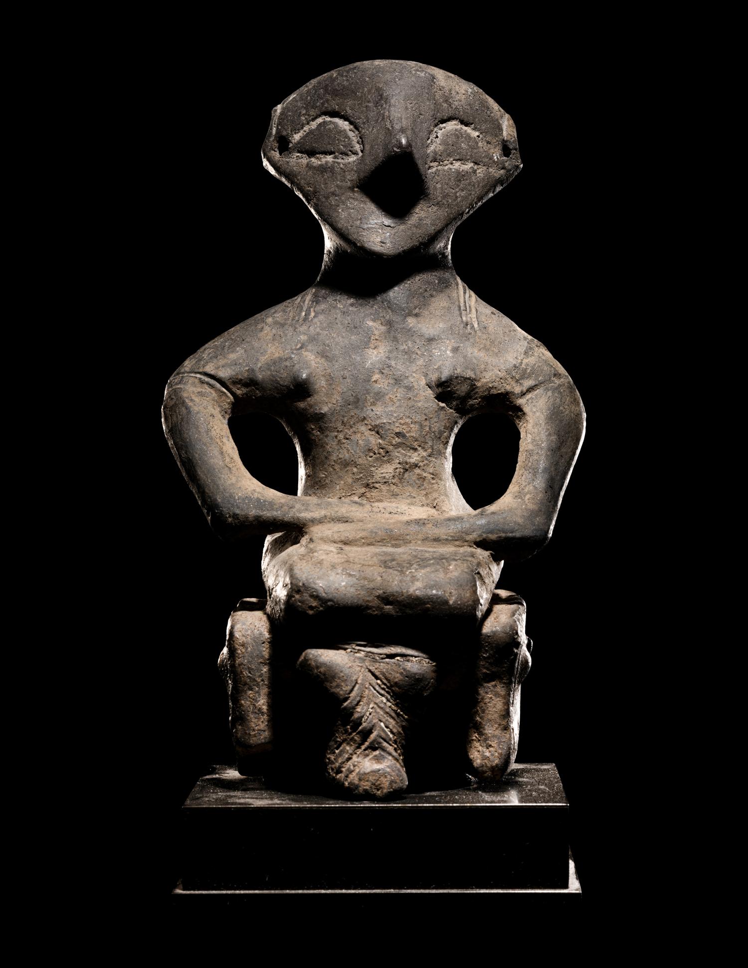 A Vinca Terracotta Figure of a Woman