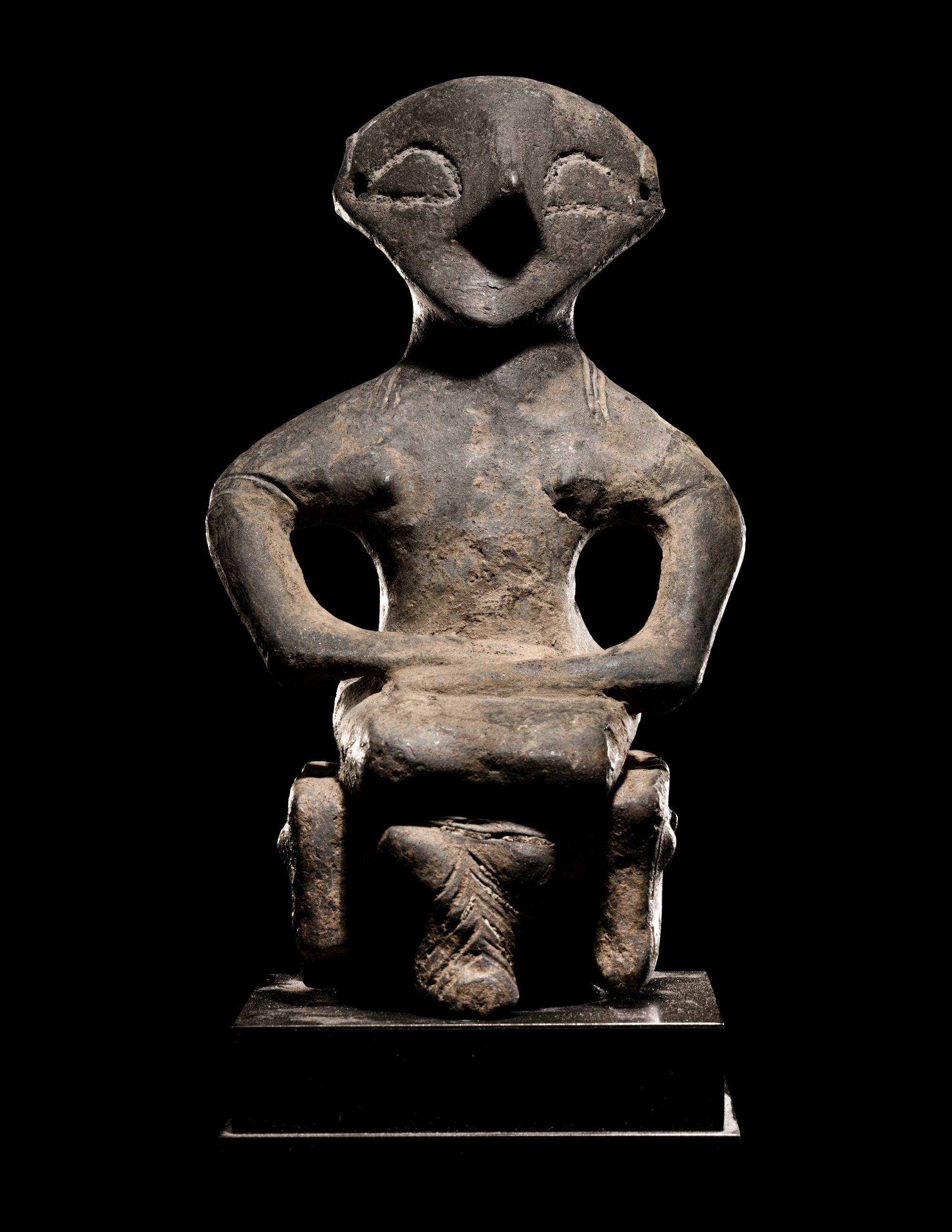 A Vinca Terracotta Figure of a Woman
