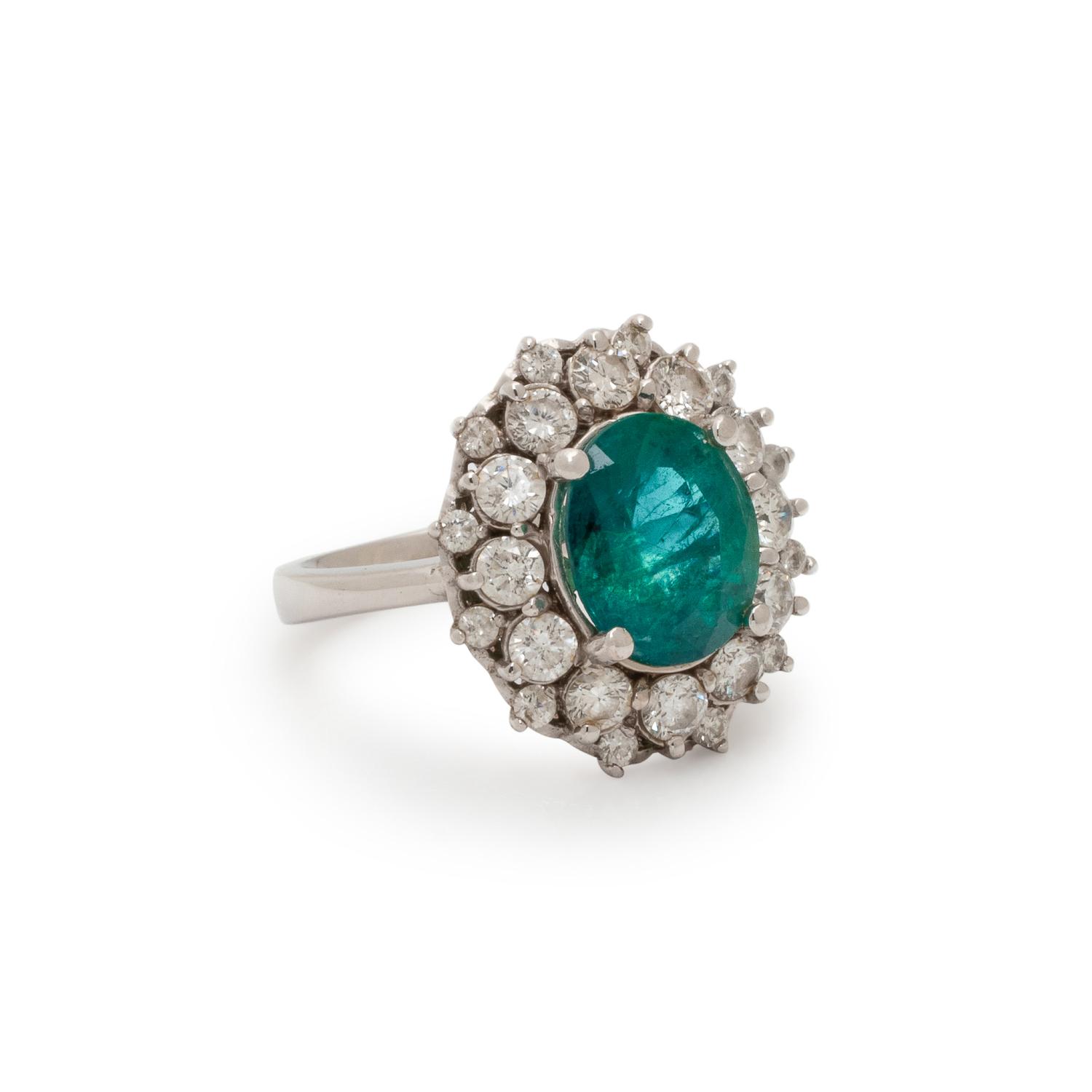 EMERALD AND DIAMOND RING