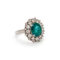 EMERALD AND DIAMOND RING