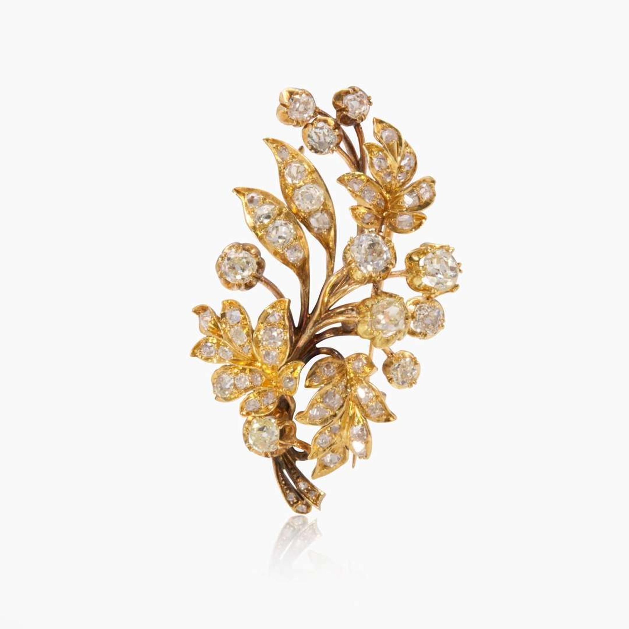 An 18K Yellow Gold and Diamond Brooch