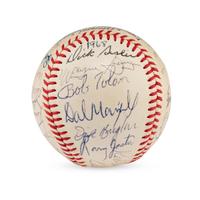 A 1968 St. Louis Cardinals Team Signed Autograph Baseball Featuring Roger Maris (Beckett Authentication Services)