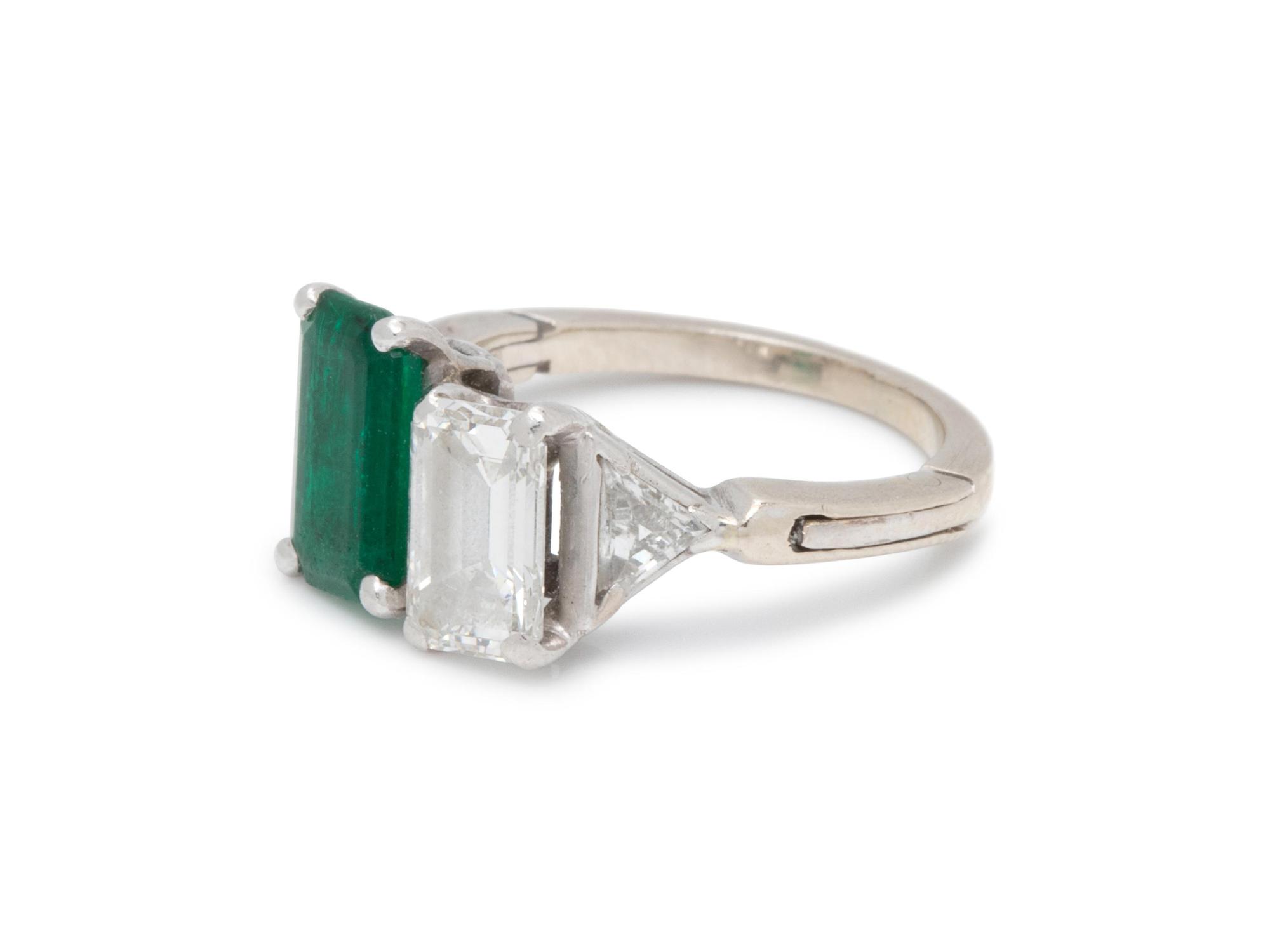 EMERALD AND DIAMOND RING
