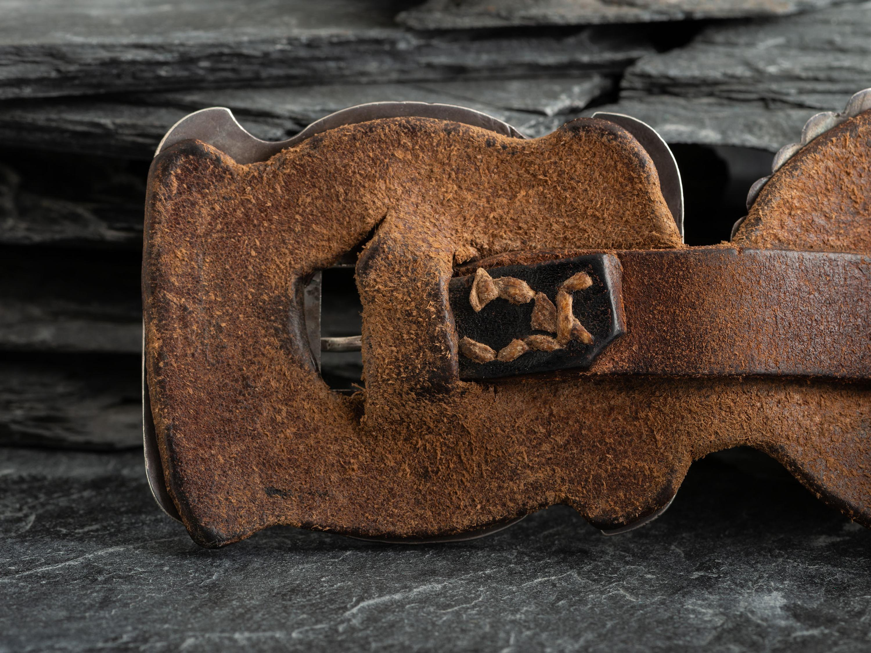 Early Navajo Second Phase Ingot Concha Belt
