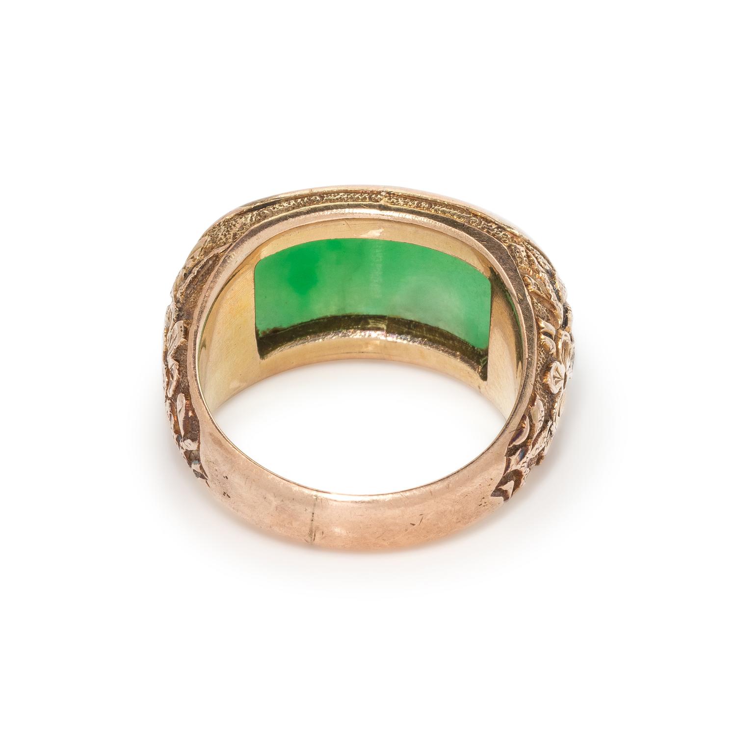YELLOW GOLD AND JADE RING