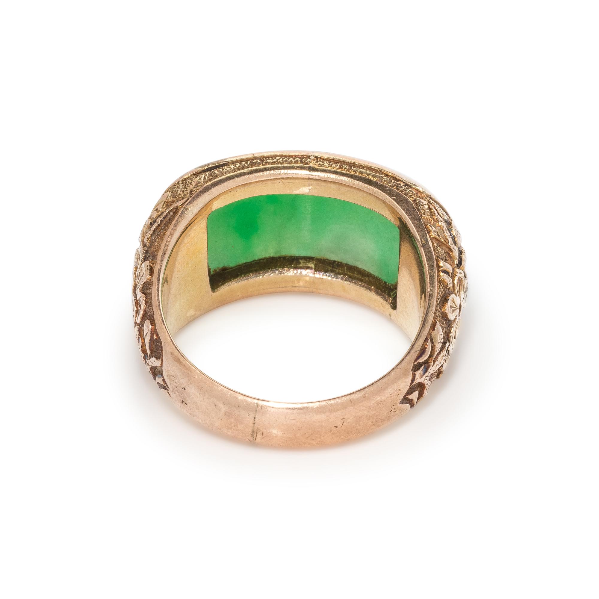YELLOW GOLD AND JADE RING