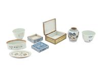 Six Chinese Porcelain Articles