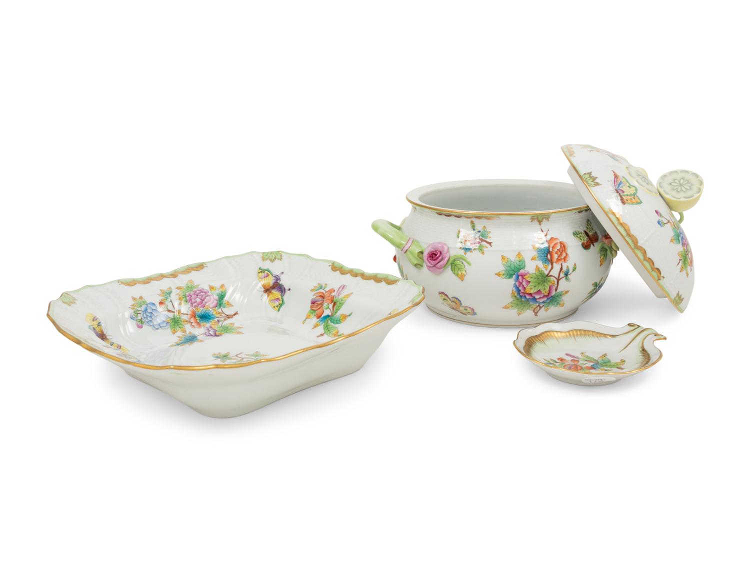 Three Herend Queen Victoria Porcelain Articles
